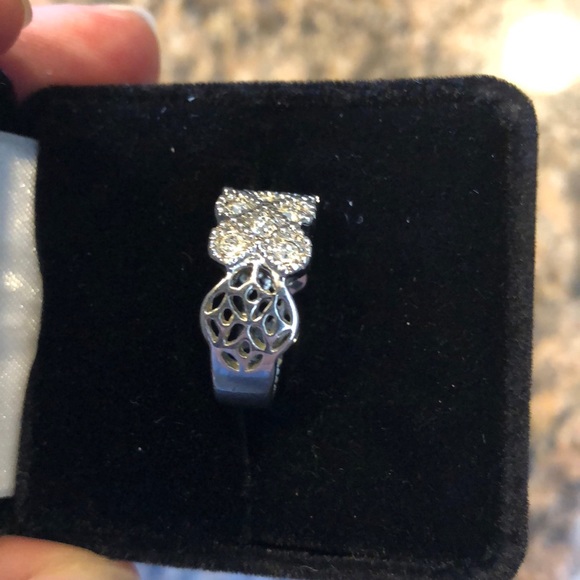 CZ COCKTAIL RING SIZE 6 - Picture 3 of 3